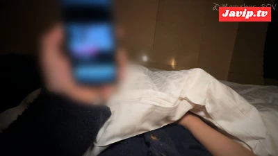 fc2ppv-4661028 - 無口だけど可愛い巨乳セフレが眠ってる横でこっそりオナニーしようと思ったら、バレて寝起きなのに手と口でしてもらった時のやつ