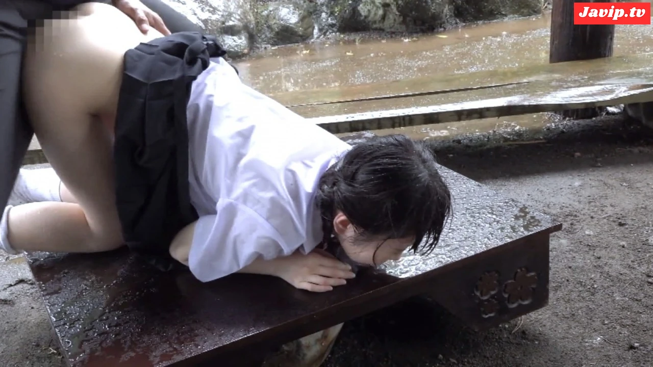 fc2ppv-4674105 - 大手銀行総裁の令嬢(18\)　下っ端銀行員と協力して野外で中出し　夢に出るようなハメ撮り体験 - FC2PPV動画をオンラインで視聴 - jaVip