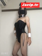 fc2ppv-4681406 - 【２アングル】筋肉バニー女装は乳首でイキまくりガニ股で大量射精