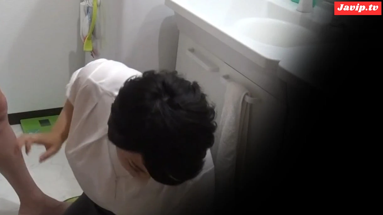 fc2ppv-4654212 - 都内の某マンションの隣人で専業主婦の巨乳(Iカップ\)人妻とのハメ撮り映像。いやらしい身体を妊娠するほどの大量精子まみれに。※数量限定販売 - FC2PPV動画をオンラインで視聴 - jaVip